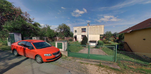 Ukázka obchodu: 1/2 RD Velké Popovice